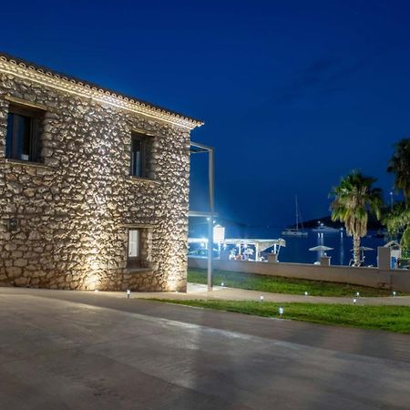 Vivari Stone House Bagian luar foto